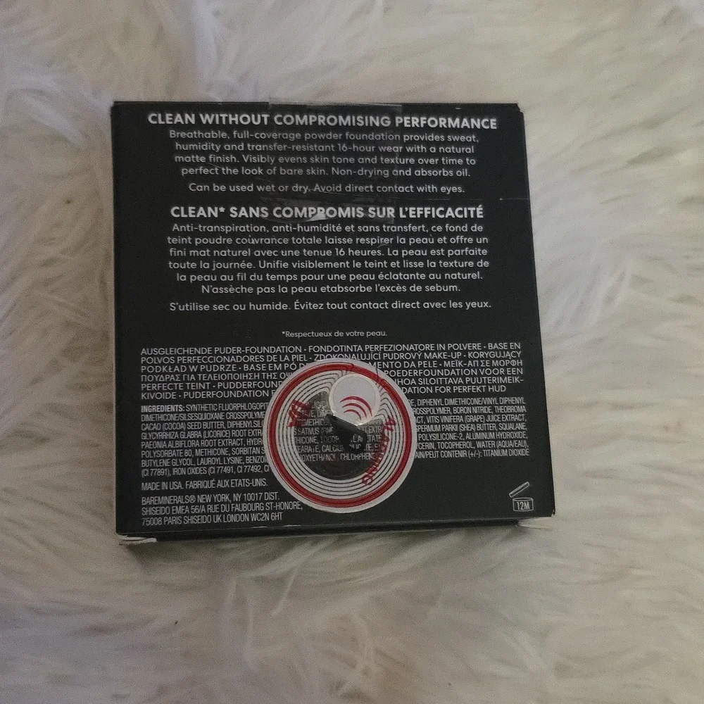 NWT bareMinerals Tan Foundation Compact Matte Finish